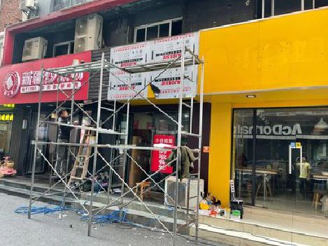 开封制作广告招牌如何避免它发黄？